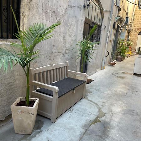 A New Jaffa Gallery Apartment A Minute From The Beach And Entertainment Centers 텔아비브 외부 사진